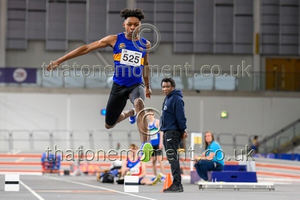 AgeInd25SAT-917999 - Field Male