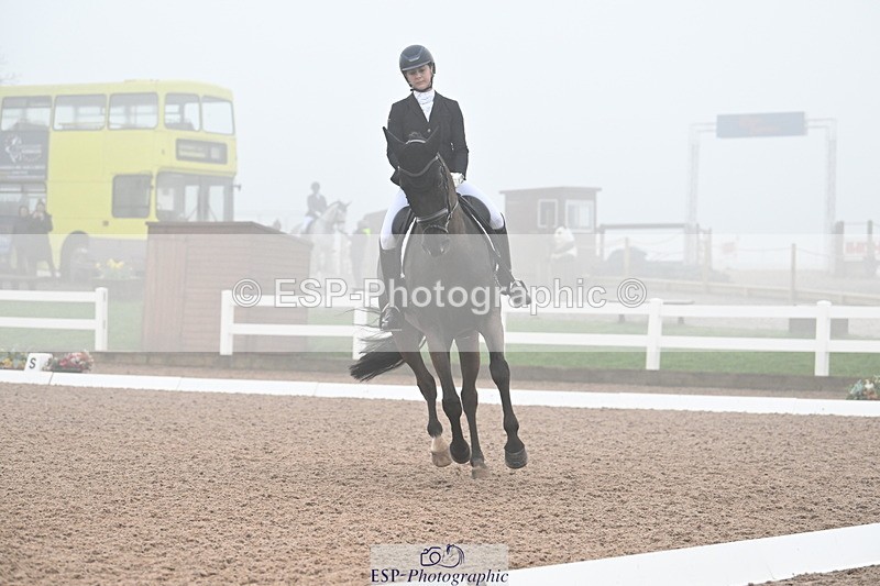 240217A-104555-01467 - 275-Lucy.Pye-La.Vida.loca