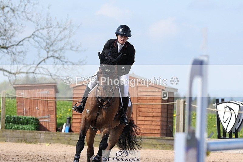 250427-102045-15306 - Cls 32 Young Horse 6yr old