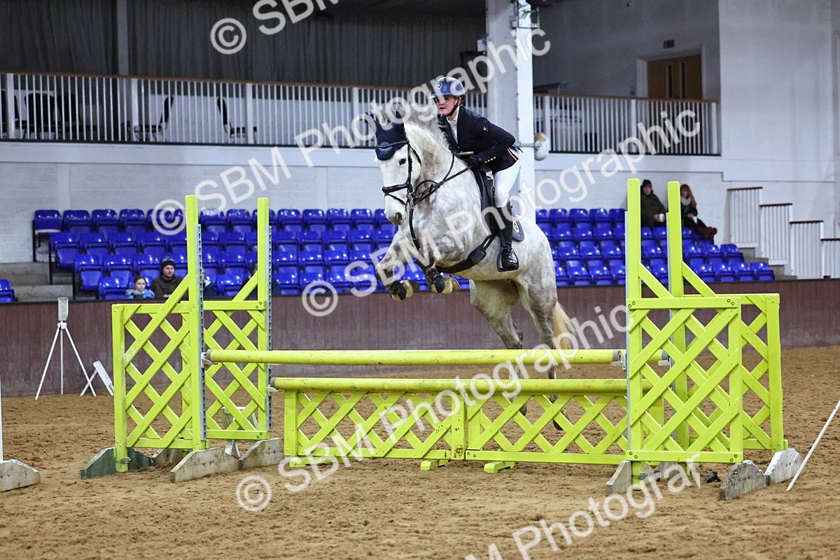 SBM_002891 - Class 6 - Holly & Ivy Stakes - 90cm