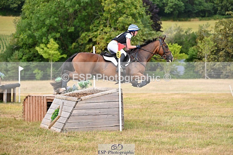 250803A-151809-15968 - P-703-Amber.Williams-THE.EMERALD.LILY