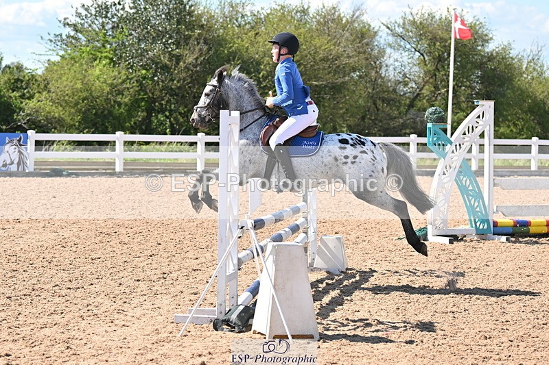 240504A-154205-02651 - Cls 22 & 23 Stepping Stones 128cm & 138cm & Under11's