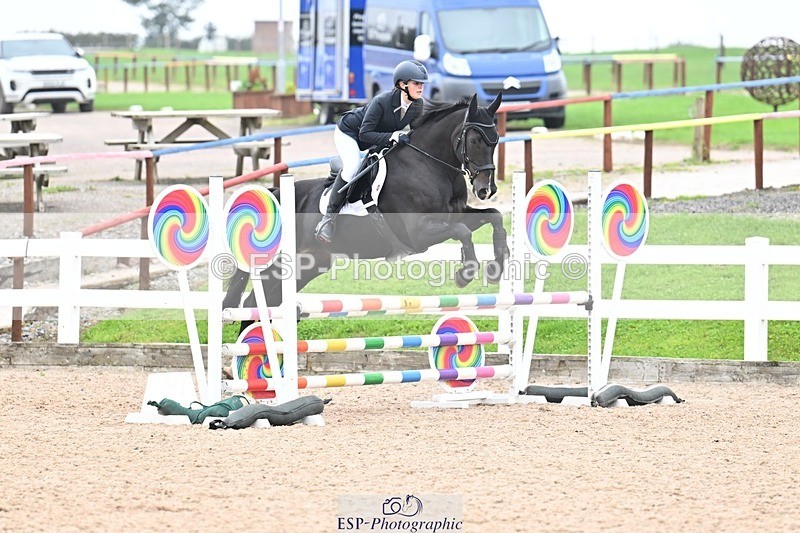 250920-125402-01177 - Cls 26+27 Club and Schools 90cm