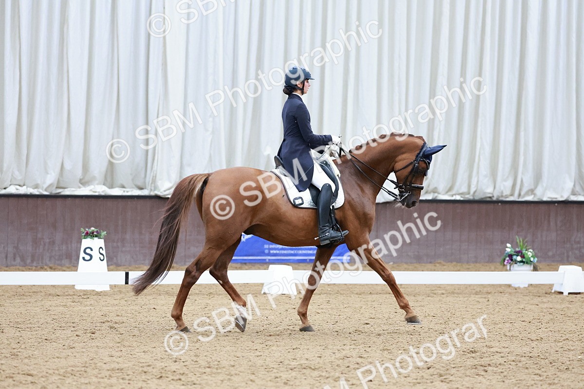 SBM_016480 - Class 5 - FEI INT II - 17.24-18.20