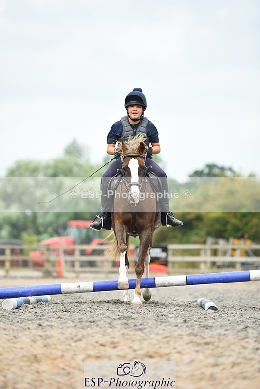 230817-112158-01936 - Kay's 2nd Group - Arena