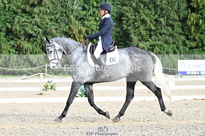 231019-162003-05296 - 068-DASSETT.PREMIER-Kate.Rocher-Smith-DR