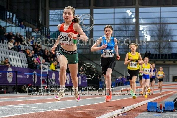 AgeInd25SUN-915384 - Track Female Set Two