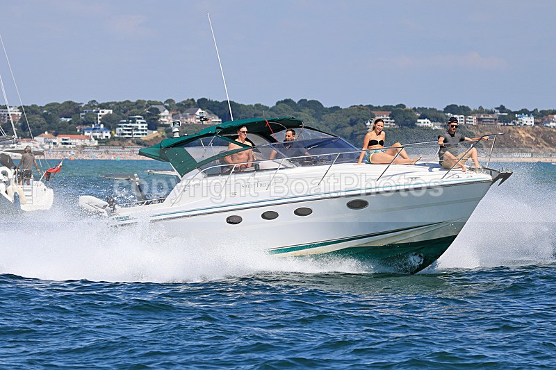 180805 SWEET FREEDOM - FAIRLINE TARGA 33 1Y3A6753 - Motorboats - Open