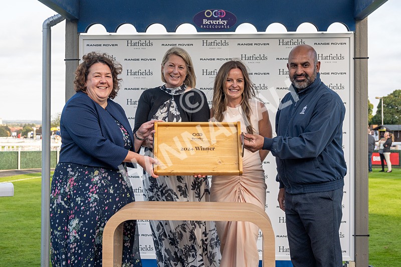 180924-Race 8-Inappropriate-5641 - Race 8