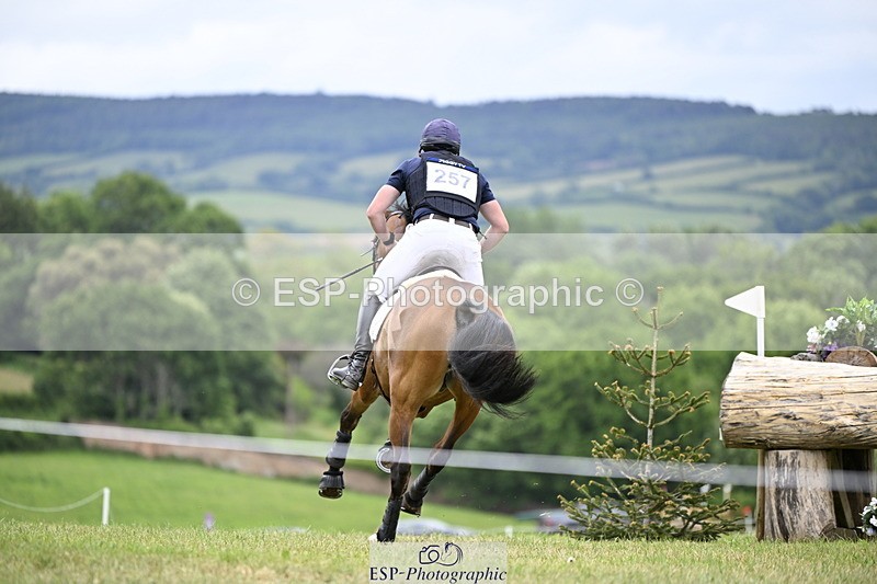 250524A-160455-14484 - C-257-Mark.Davidson-NO.LIMITS.DAMERLOO