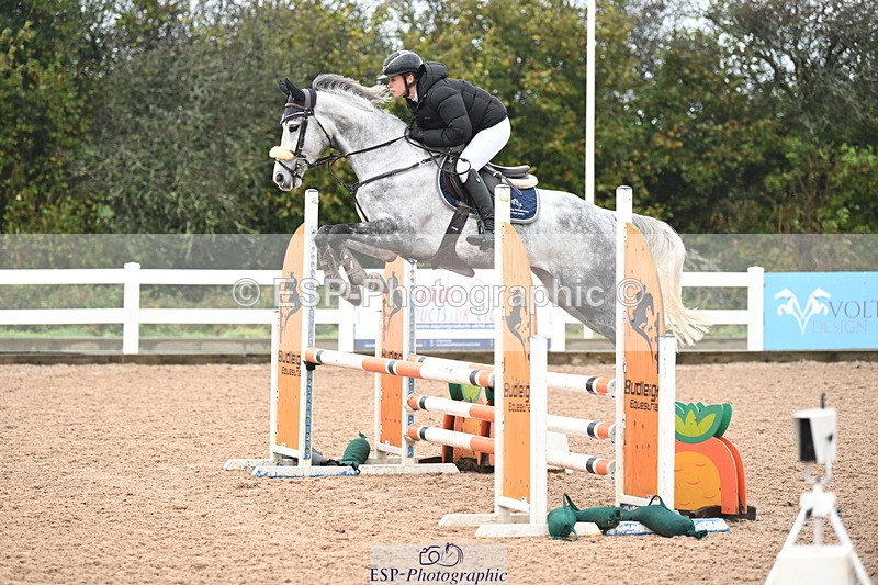 241023A-111155-00482 - Cls 1 British Novice and 90cm Open