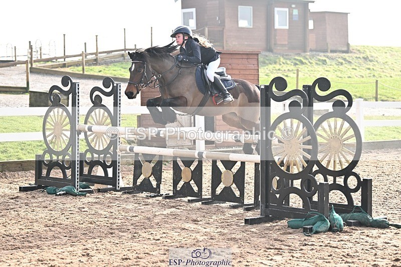 250209-113242-01547 - Cls 6 Pony Newcomers and 1m
