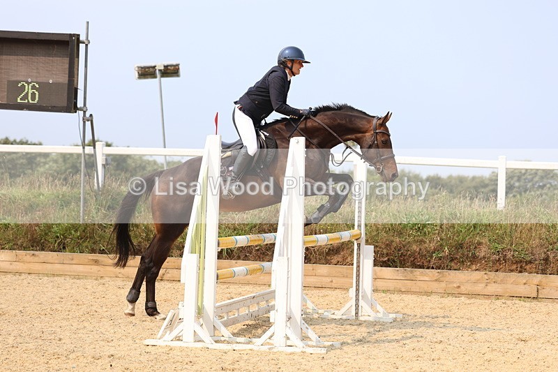3E7A1623 - Class 4: Senior British Novice/90cm open