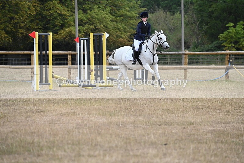WJ6_0536 - Class 14 Intermediate Jumping 75cm