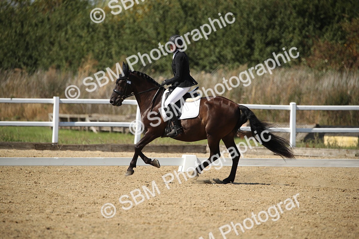 SBM_005746 - Class 11 - Novice 5 - 13.19-14.22