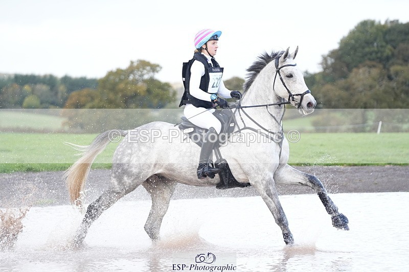 251024A-144958-12962 - C-222-Clemmie.Kerridge