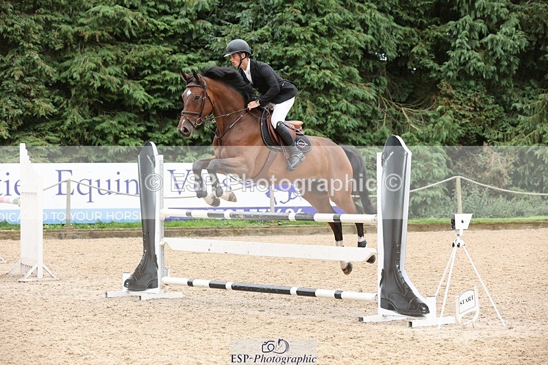 240817-134239-01504 - 05A Snr Newc