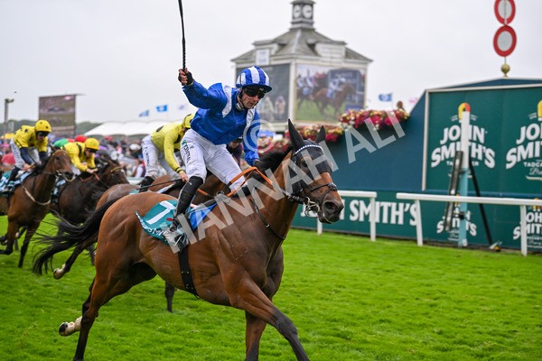 130724-Race 3-Enfjaar-7274 - Race 3 3.10pm John Smith's Cup Handicap