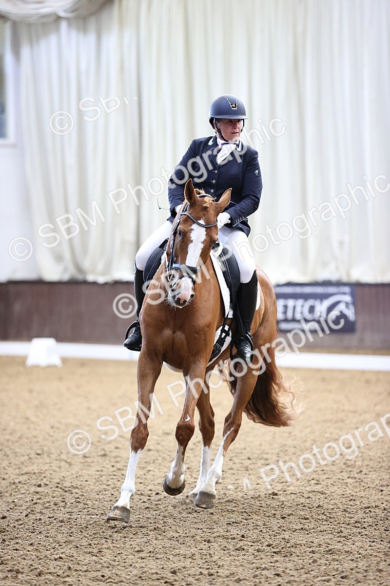 SBM_000375 - Novice 4 Warm Up