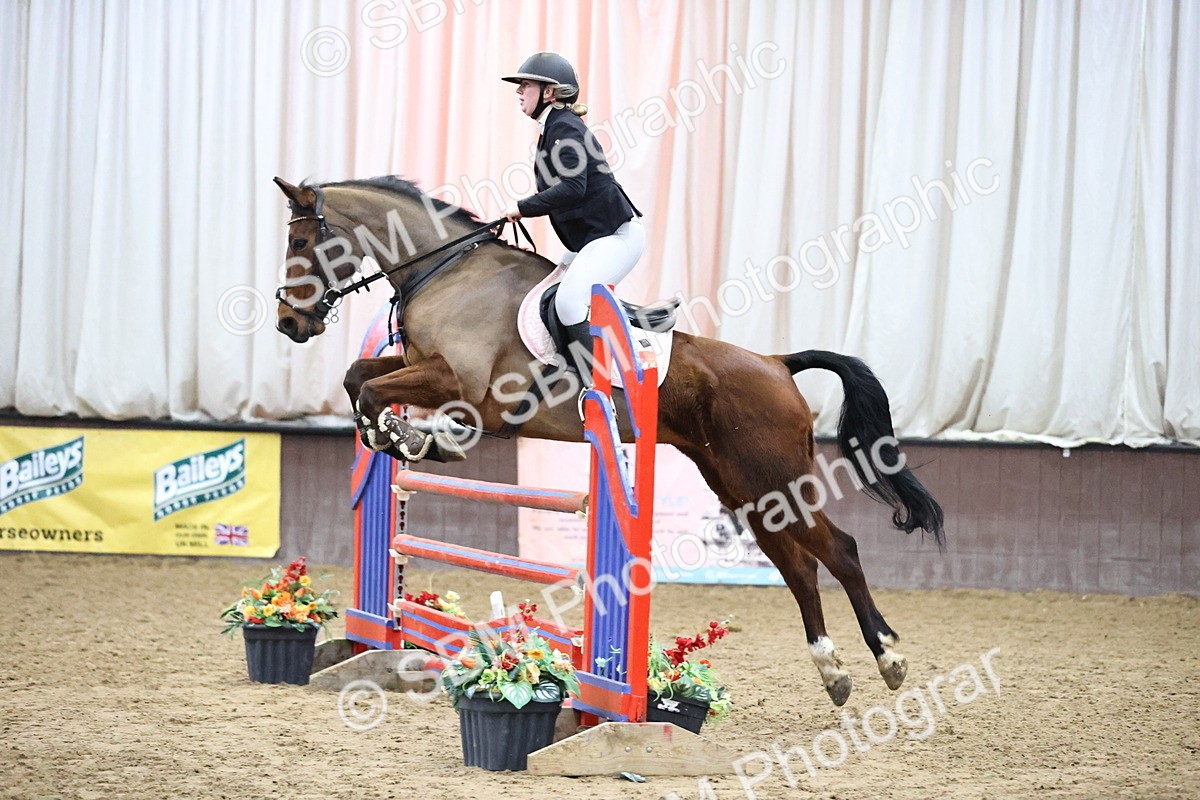 SBM_002358_Class 9 - Senior Discovery - 100m - Customer Cart - Charlotte