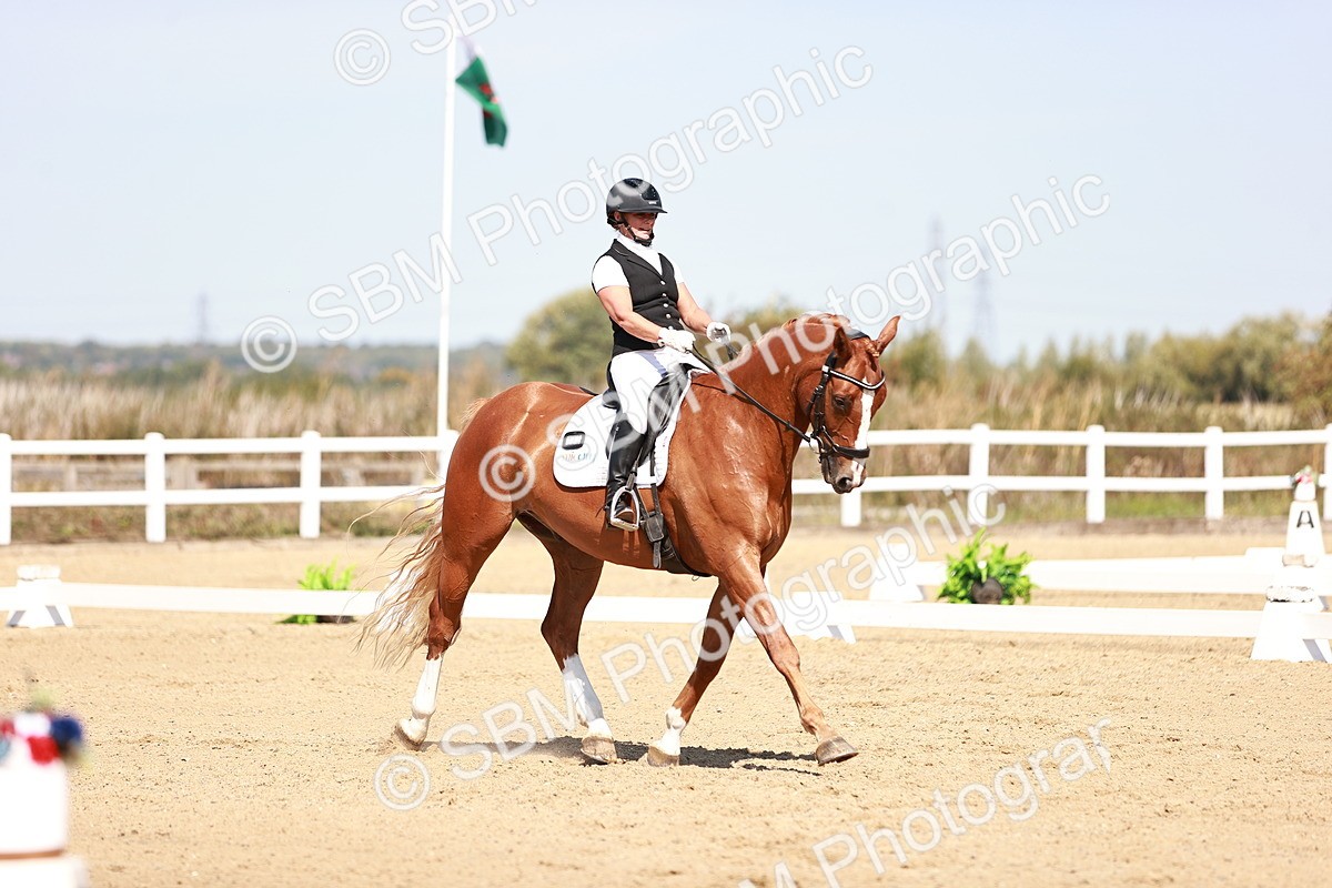 SBM_004574 - Class 12 - Novice 5 - 10.31-11.41