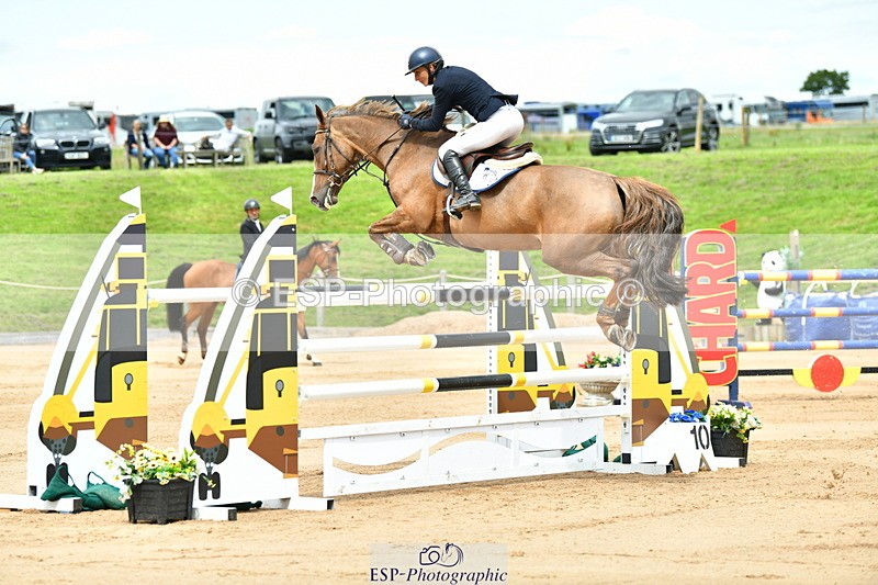 230720A-145301-03591 - Cls 9, 2 Star Big 1.40m Start to break