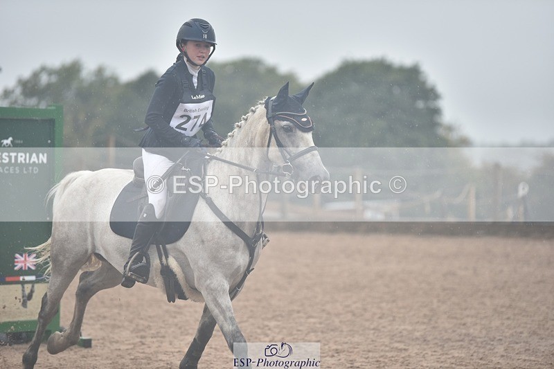 250830-145710-03755 - F-274-Isabella.Bonney