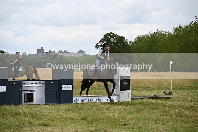 WJ6_4651 - Time at Jump 13:04 to 13:34