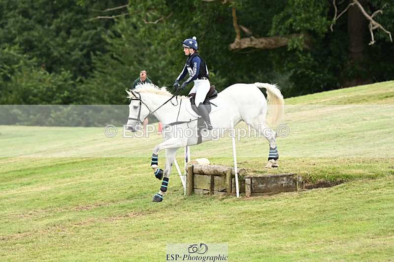 240825X-143835-35072 - 80cm XC 14.30 to 15.30