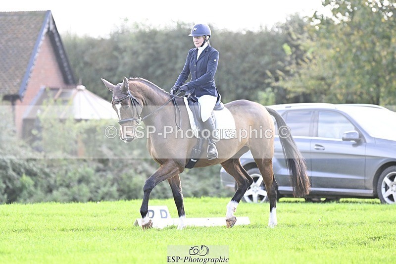 241025-133114-09469 - 378-Fern.Hordern-SHES.ALL.THAT