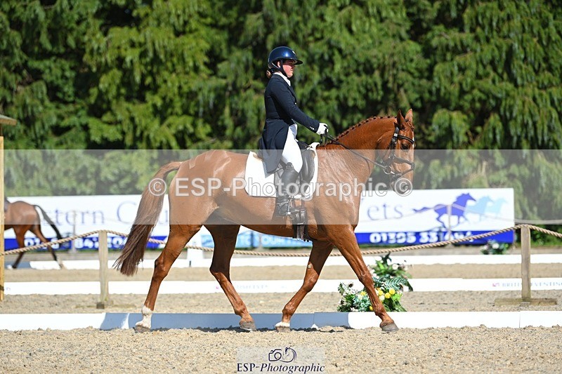 230526-155326-07204 - 251-CLASS_MOVE-Ellie_Healy-WEDTrotUp+DR