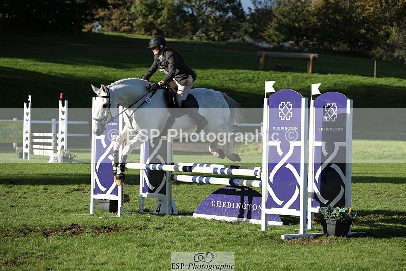 231022-153445-29841 - 509-WOODLANDS.SILVER.CLOUD-Karen.Cowling-TrotUp+SJ