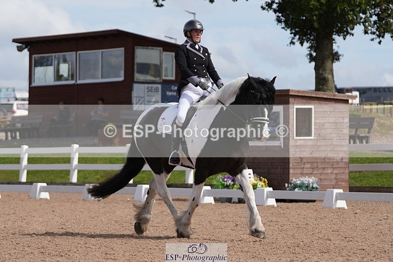 250906-122849-02194 - 014-Katrina.EllisSilverstor.IV