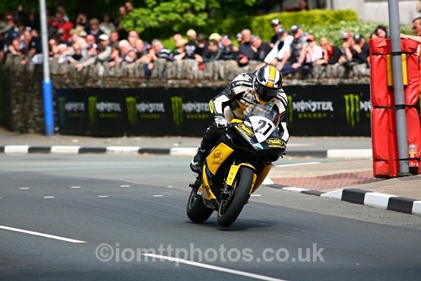  - Senior Race - TT 2010