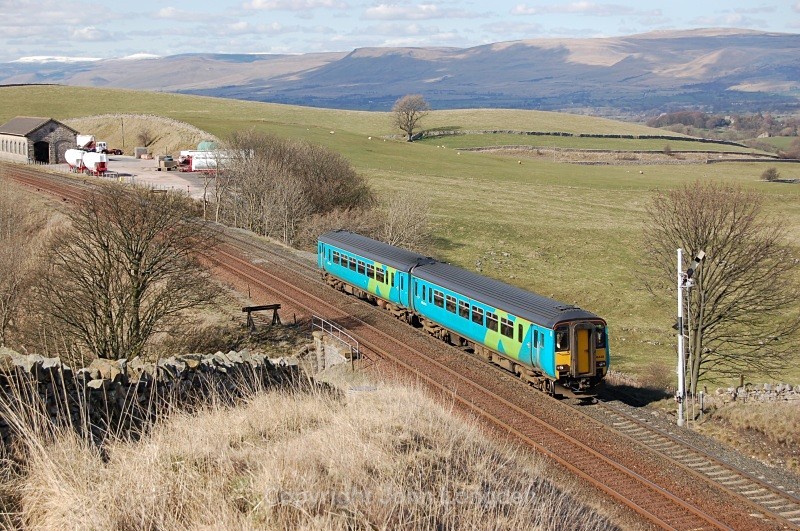 10.4.06 156448 16.18 Carlisle - Leeds, Kirkby Stephen - Kirkby Stephen