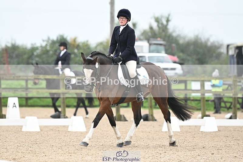 241103-103541-00367 - Intro 3 - 9.40 to 10.40