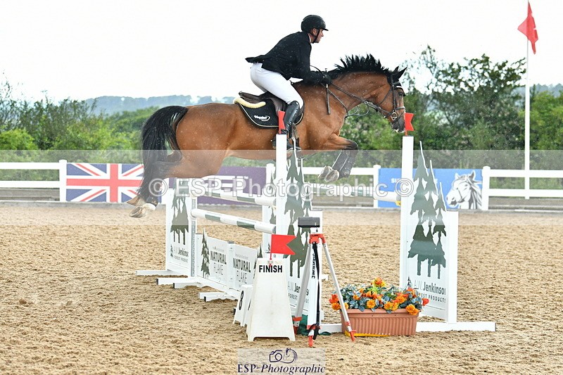 230721A-113342-05743 - Cls 18, 1 Star Silver 1.20m