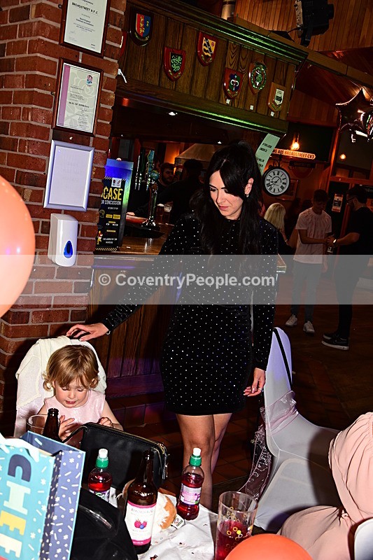 COU-426 - Courtney's 21st