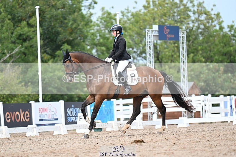 250907-130517-09952 - 031-Rebecca.ParsonageMr.T.STW