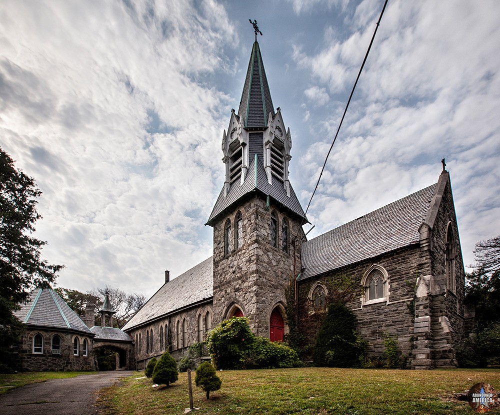 St. Peter's Episcopal Church (Germantown, PA) Overview