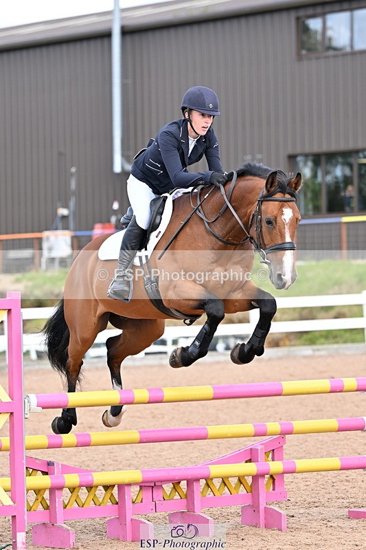 240912A-142226-01957 - Cls 12 1.05m Amateur Qualifier