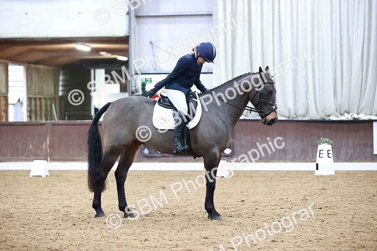 SBM_001758 - Class 9 - Novice 4