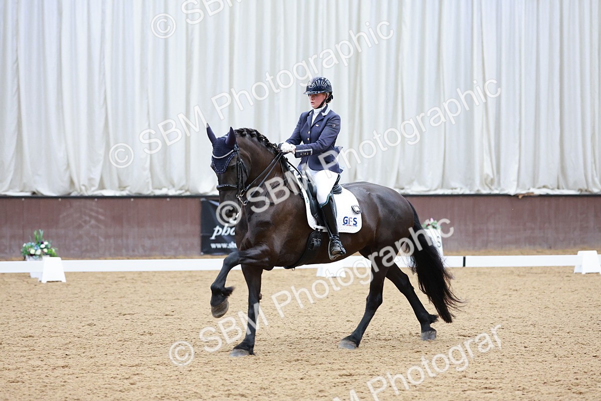 SBM_005912 - Class 3 - Medium 6 - 14.40-15.52