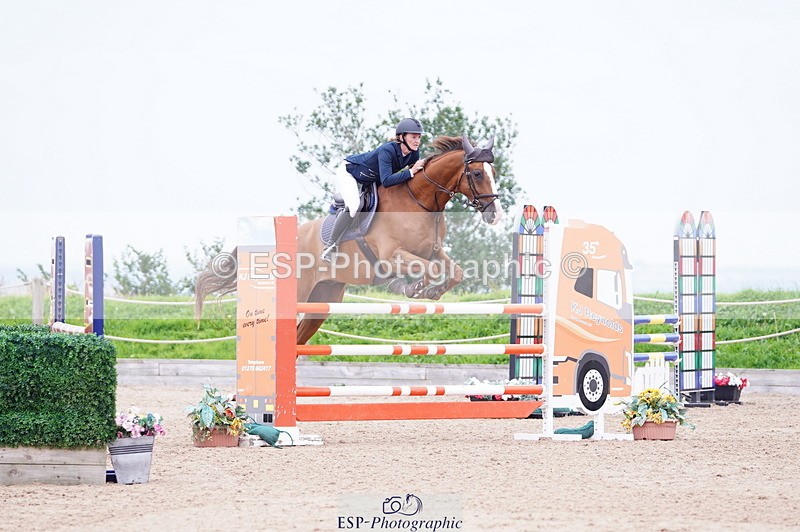 240803A-113210-07442 - Cls 29 Snr Foxhunter