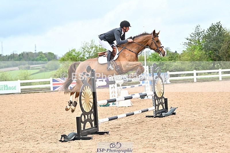 240501A-140735-00966 - Cls 8 Snr Foxhunter and 1.20m Open