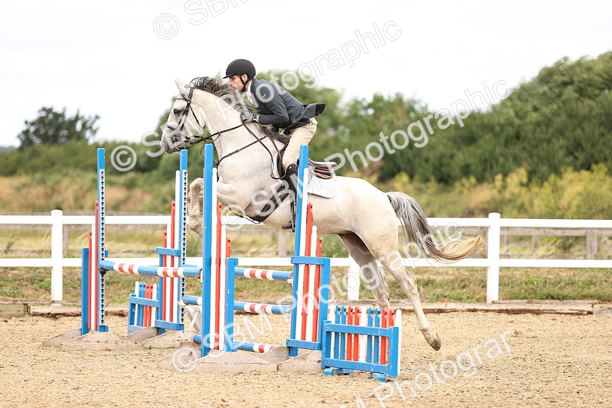 SBM_000300 - Class 3 - Senior British Novice - 90cm