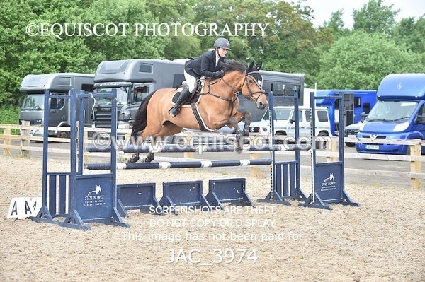 JAC_3974 - CLASS 4 - SAT -Senior Newcomers/ 1.10m Open