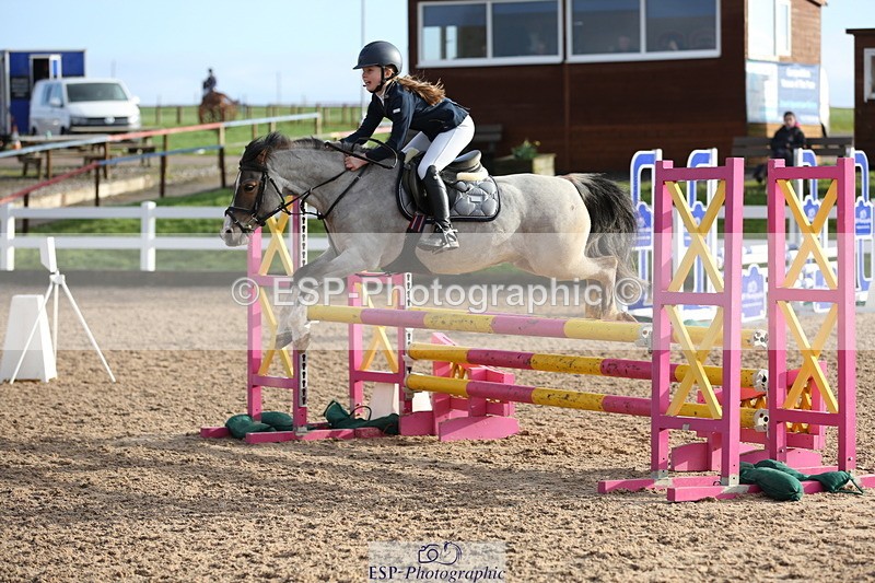 240211A-105402-01970 - Cls 2 Pony British Noivice & 80cm Open