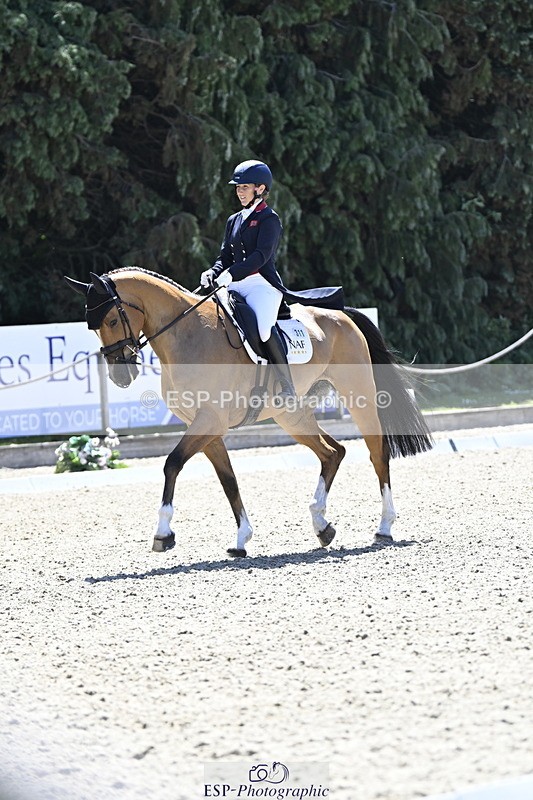 250522A-115737-03308 - B-321-Laura.Collett-BALANCERO