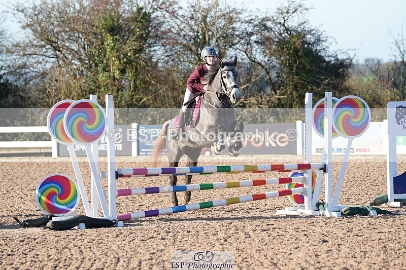 251130-103213-00925 - Cls 4 Pony Brit Nov & 80cm Open